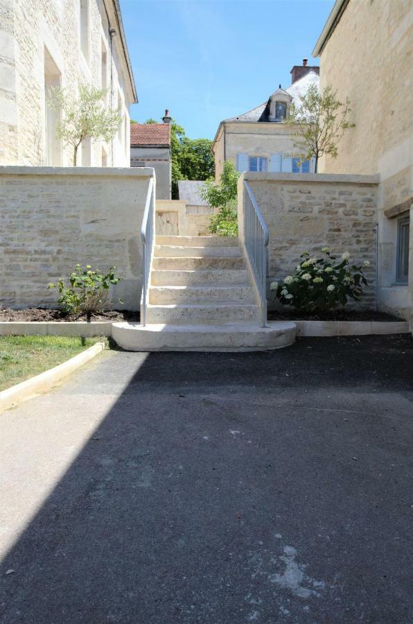 La Villa Lombardi En Champagne, Avec Piscine Privee Et Jacuzzi Les Riceys Luaran gambar